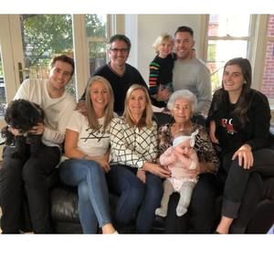 Meet your Posher, Debbie